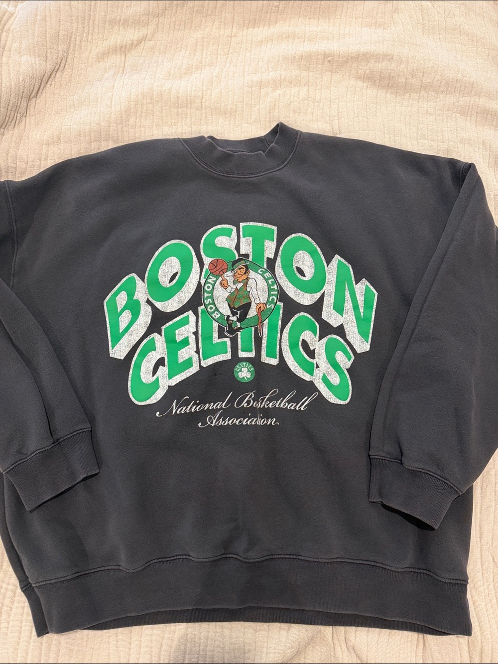 Abercrombie & Fitch Black Boston Celtics Graphic Crewneck